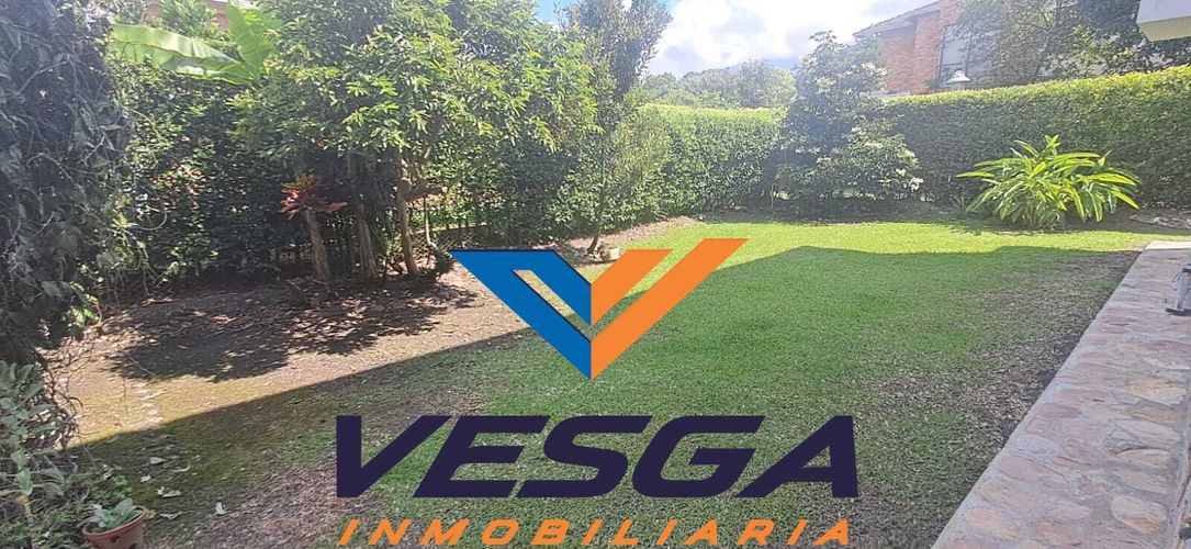 Casa de 6 alcobas en venta en Cn. Bosques De Normandia, Piedecuesta, 698 m² · foto 4 de 24