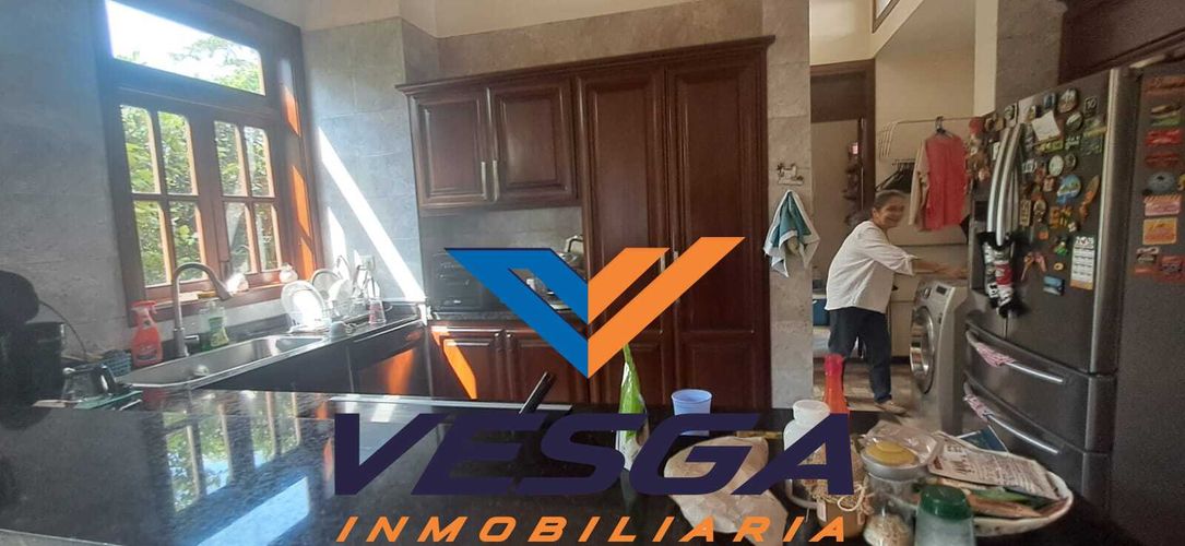 Casa de 6 alcobas en venta en Cn. Bosques De Normandia, Piedecuesta, 698 m² · foto 10 de 24