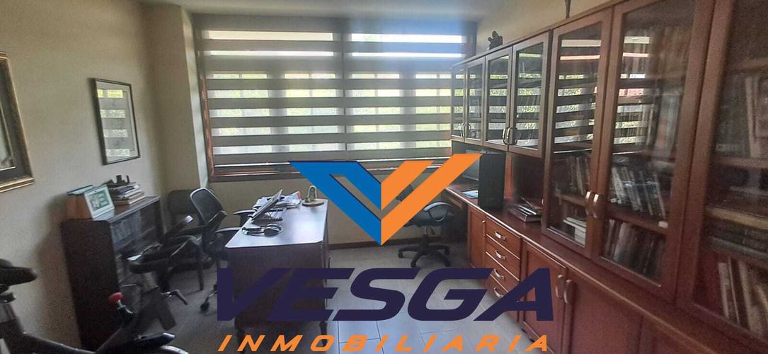 Casa de 6 alcobas en venta en Cn. Bosques De Normandia, Piedecuesta, 698 m² · foto 23 de 24