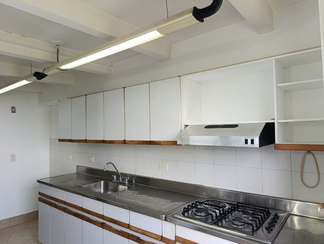 Apartamento de 3 alcobas en venta en Los Naranjos, Medellín, 91 m² · foto 5 de 20