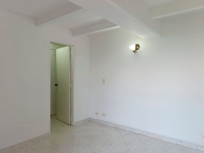 Apartamento de 3 alcobas en venta en Los Naranjos, Medellín, 91 m² · foto 12 de 20