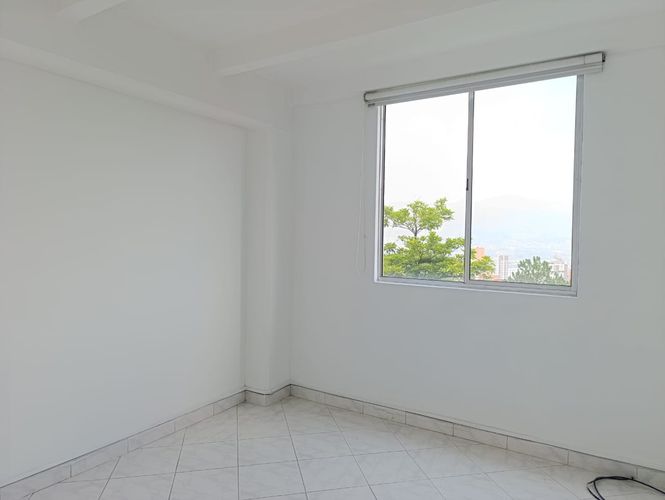 Apartamento de 3 alcobas en venta en Los Naranjos, Medellín, 91 m² · foto 17 de 20