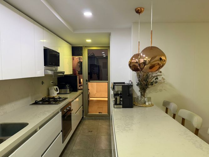 Apartamento de 2 alcobas en venta en El Poblado, Medellín, 146 m² · foto 10 de 16