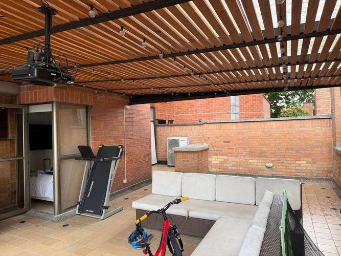Apartamento de 2 alcobas en venta en El Poblado, Medellín, 146 m² · foto 7 de 16