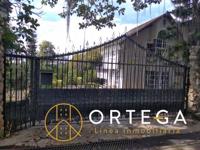 Casa de 6 alcobas en venta en Lagos Del Cacique, Bucaramanga, 640 m² · foto 6 de 21