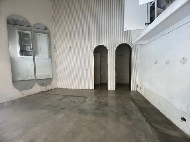 Local en arriendo en El Poblado, Medellín, 40 m² · foto 3 de 5
