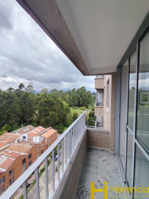 Apartamento de 2 alcobas en venta en Barro Blanco, Rionegro, 58 m² · foto 5 de 14