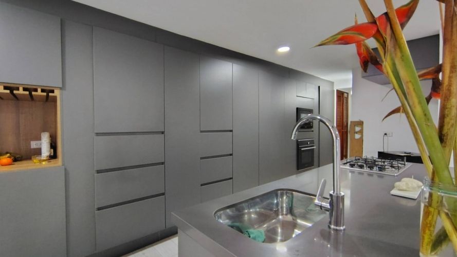 Casa de 4 alcobas en venta en San Lucas, Medellín, 200 m² · foto 4 de 24