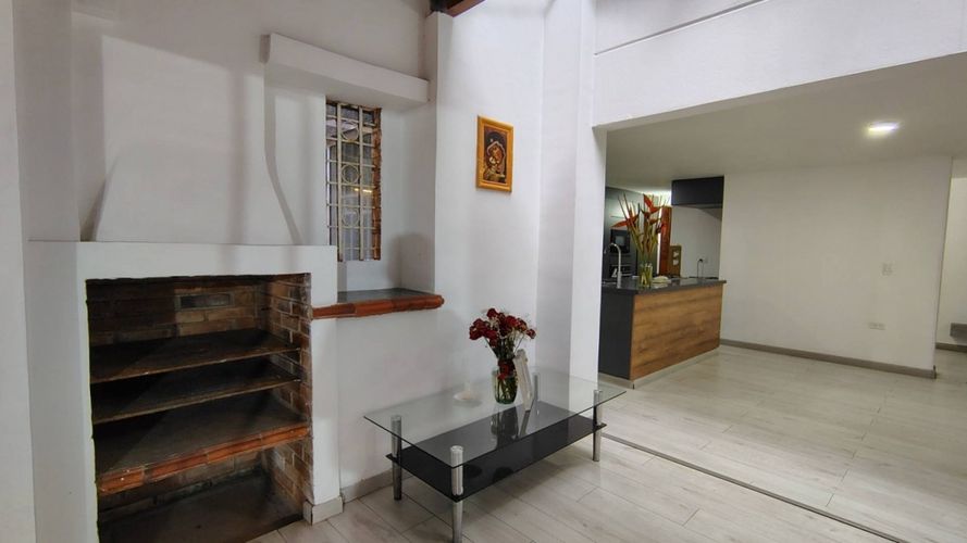 Casa de 4 alcobas en venta en San Lucas, Medellín, 200 m² · foto 7 de 24