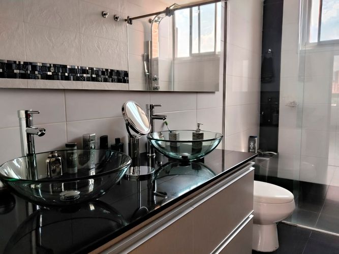 Apartamento de 3 alcobas en arriendo en El Poblado, Medellín, 138 m² · foto 16 de 18