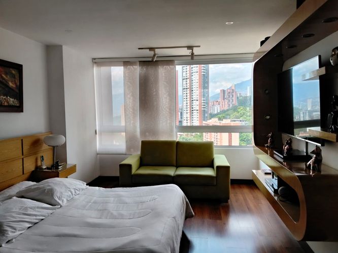 Apartamento de 3 alcobas en arriendo en El Poblado, Medellín, 138 m² · foto 14 de 18