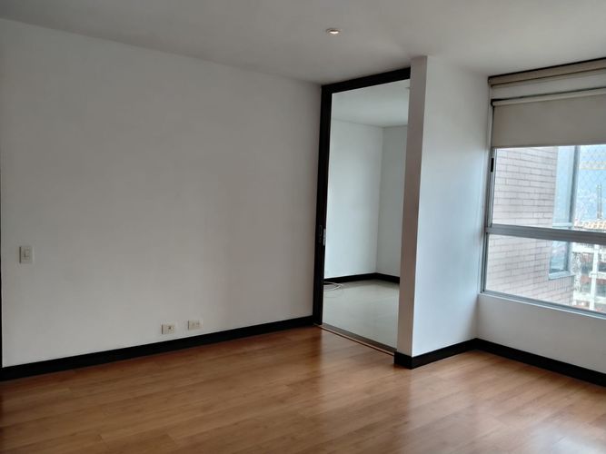 Apartamento de 2 alcobas en arriendo en El Poblado, Medellín, 163 m² · foto 9 de 19
