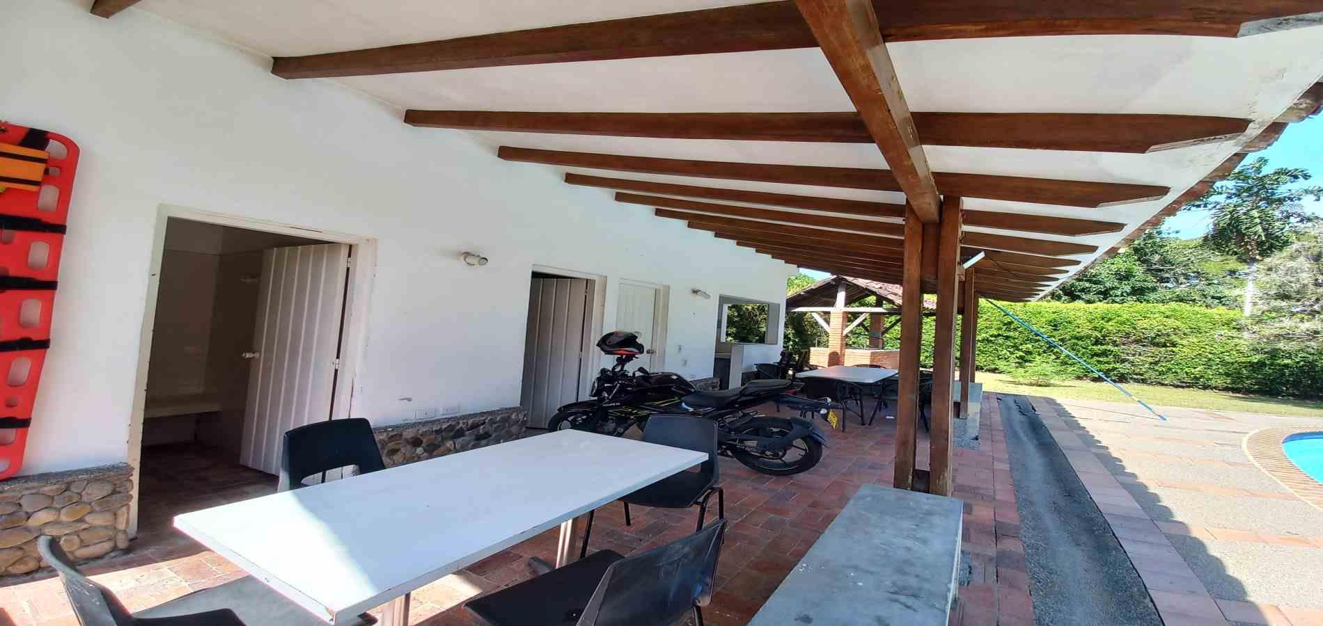 Casa en venta en Cerritos, Pereira · foto 2 de 24