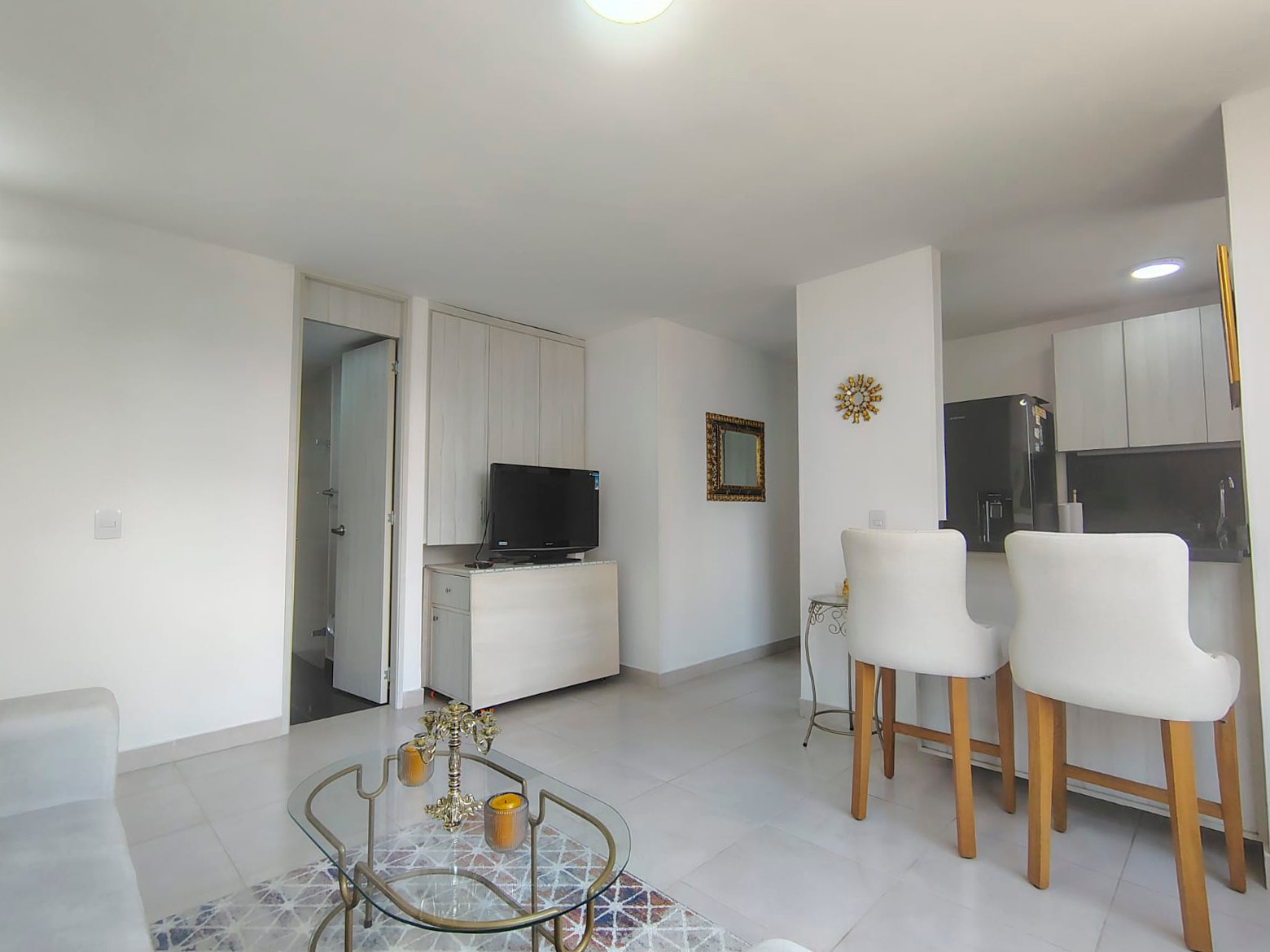 Apartamento en arriendo en El Poblado, Medellín · foto 4 de 16