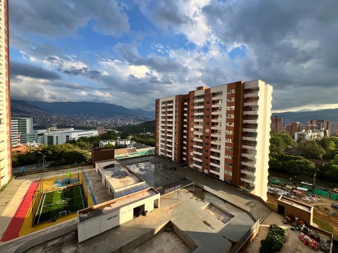 Apartamento de 2 alcobas en venta en Robledo, Medellín, 78 m² · foto 15 de 15