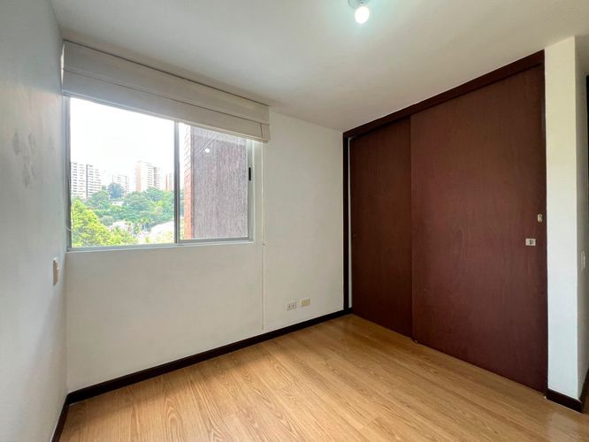 Apartamento de 3 alcobas en arriendo en Cumbres, Envigado, 106 m² · foto 11 de 16