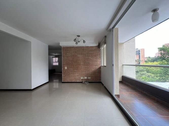 Apartamento de 3 alcobas en arriendo en Cumbres, Envigado, 106 m² · foto 16 de 16