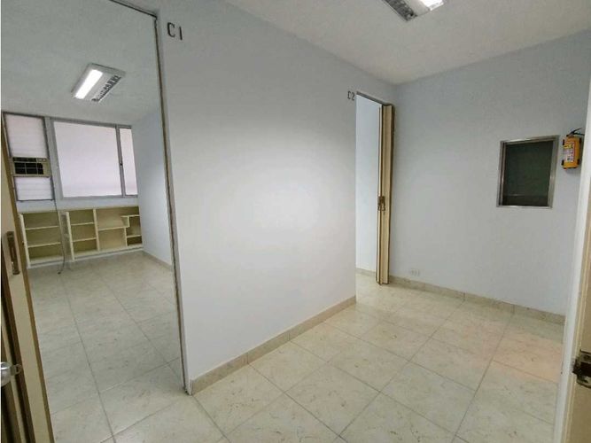 Bodega en arriendo en Belén Las Mercedes, Medellín, 34 m² · foto 4 de 9