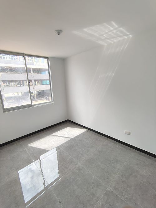 Apartamento de 3 alcobas en venta en La Prosperidad, Madrid, 64 m² · foto 8 de 24