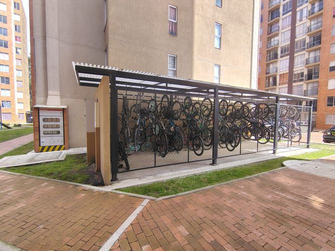 Apartamento de 3 alcobas en venta en La Prosperidad, Madrid, 64 m² · foto 21 de 24