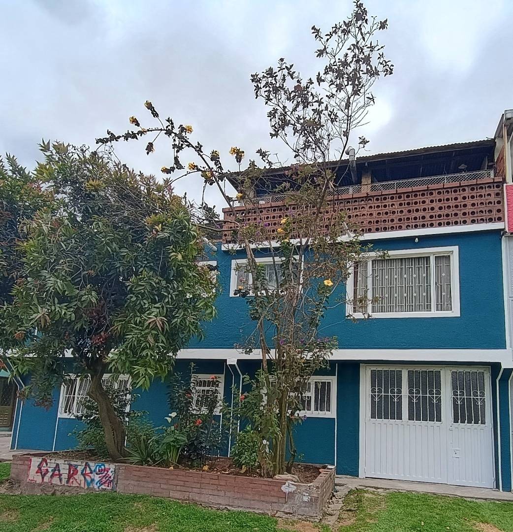 Casa en venta en Boita Et. I, Bogotá · foto 3 de 21