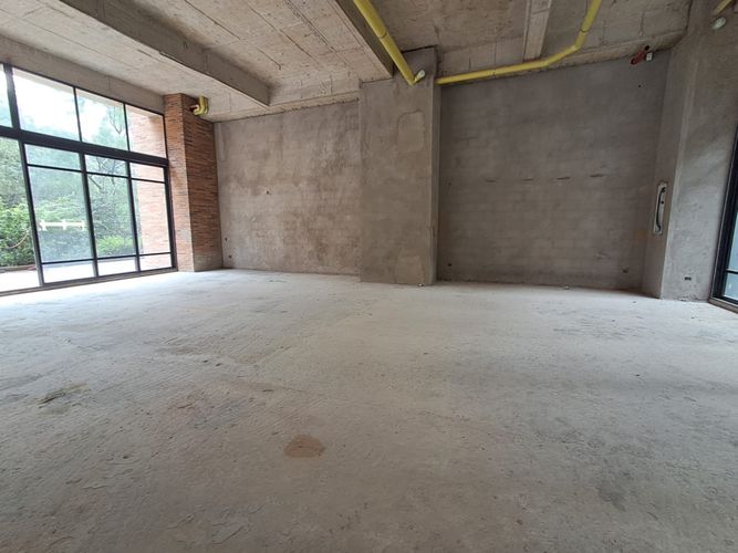 Local en arriendo en Las Lomas No.1, Medellín, 200 m² · foto 2 de 24