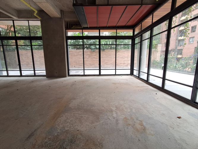 Local en arriendo en Las Lomas No.1, Medellín, 200 m² · foto 13 de 24