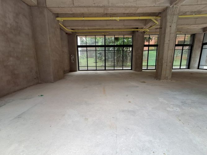 Local en arriendo en Las Lomas No.1, Medellín, 200 m² · foto 23 de 24