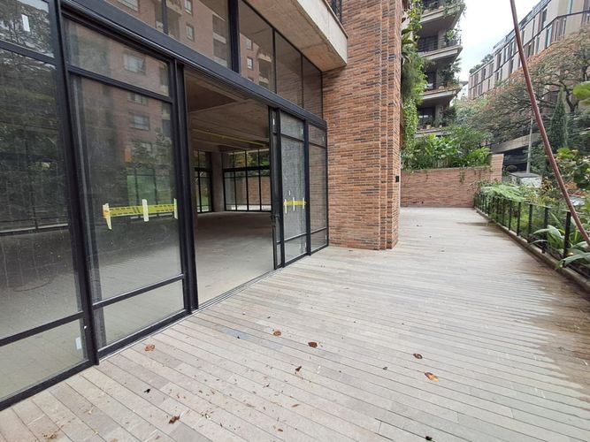 Local en arriendo en Las Lomas No.1, Medellín, 200 m² · foto 24 de 24