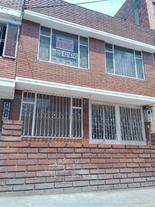 Casa de 6 alcobas en venta en Argelia, Bogotá, 150 m² · foto 16 de 16