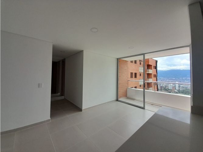 Apartamento de 3 alcobas en venta en Centro, La Estrella, 75 m² · foto 4 de 24