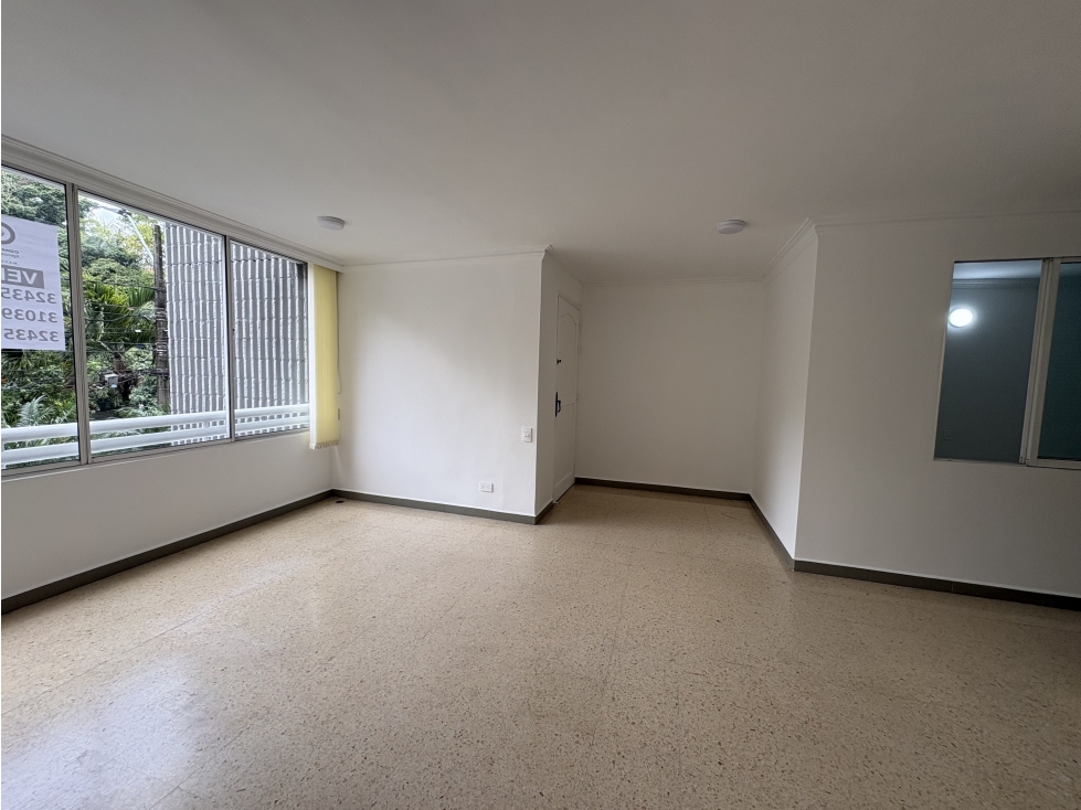 Apartamento en venta en Laureles, Medellín 4