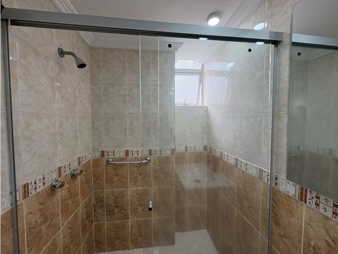 Apartamento de 3 alcobas en venta en Laureles, Medellín, 89 m² · foto 15 de 21