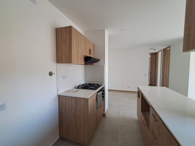 Apartamento de 3 alcobas en arriendo en Los Colegios, Rionegro, 66 m² · foto 3 de 14