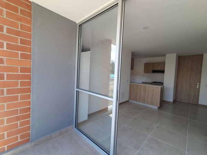 Apartamento de 3 alcobas en arriendo en Los Colegios, Rionegro, 66 m² · foto 5 de 14