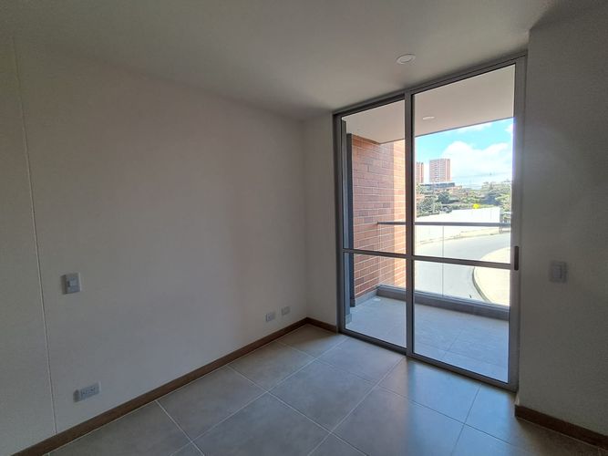 Apartamento de 3 alcobas en arriendo en Los Colegios, Rionegro, 66 m² · foto 7 de 14