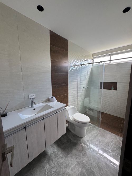 Casa de 4 alcobas en venta en Cedritos, Pereira, 1800 m² · foto 10 de 24