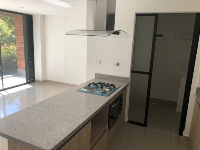 Apartamento de 3 alcobas en arriendo en Rionegro, 89 m² · foto 5 de 16