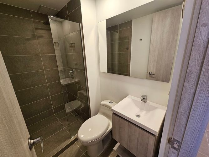 Apartamento de 3 alcobas en venta en Villa Carlota, Medellín, 140 m² · foto 16 de 20