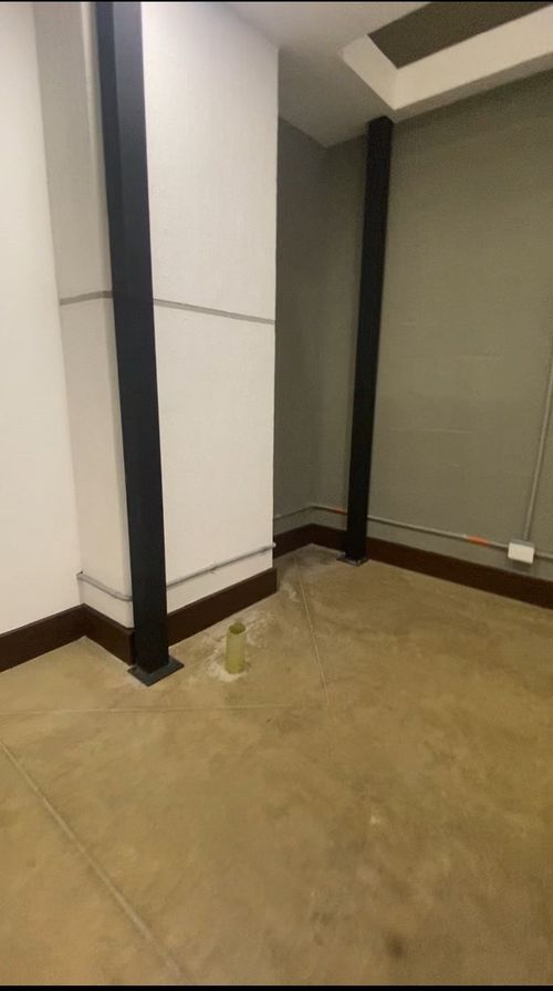 Local en arriendo en El Poblado, Girón, 26 m² · foto 11 de 16