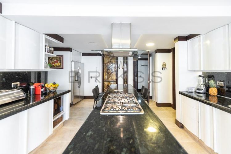 Apartamento de 4 alcobas en venta en Bosque Medina, Bogotá, 340 m² · foto 10 de 23