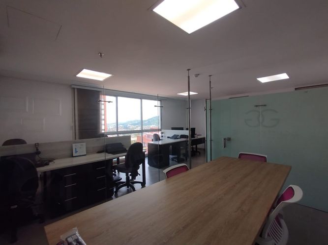 Oficina en arriendo en Alamos, Pereira, 48 m² · foto 9 de 15