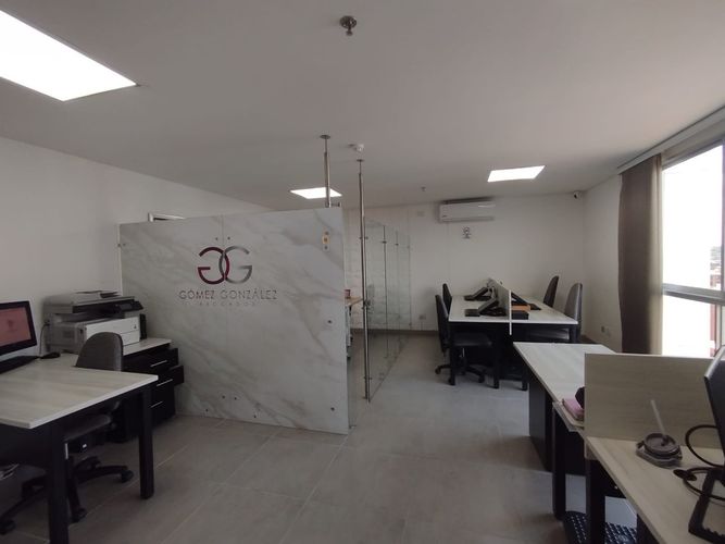 Oficina en arriendo en Alamos, Pereira, 48 m² · foto 4 de 15