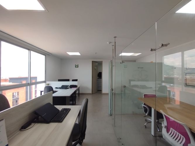 Oficina en arriendo en Alamos, Pereira, 48 m² · foto 12 de 15