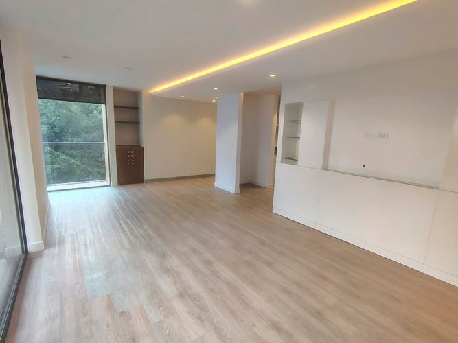 Apartamento de 2 alcobas en arriendo en El Poblado, Medellín, 105 m² · foto 12 de 14