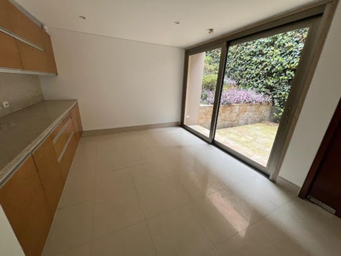 Casa de 4 alcobas en venta en Chicó Alto, Bogotá, 1100 m² · foto 8 de 24