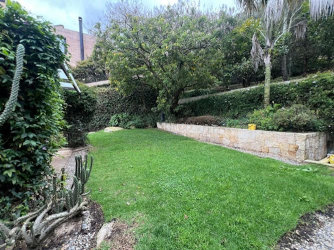 Casa de 4 alcobas en venta en Chicó Alto, Bogotá, 1100 m² · foto 13 de 24