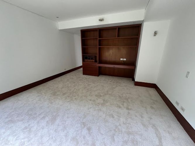 Casa de 4 alcobas en venta en Chicó Alto, Bogotá, 1100 m² · foto 17 de 24