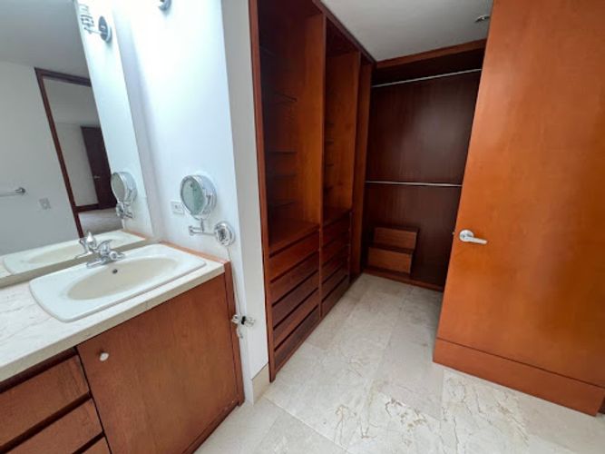 Casa de 4 alcobas en venta en Chicó Alto, Bogotá, 1100 m² · foto 21 de 24