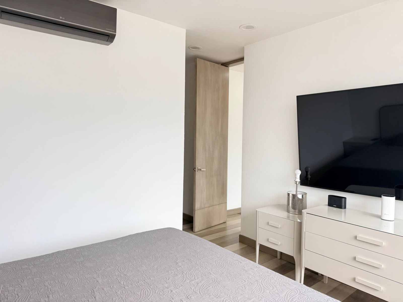 Apartamento en arriendo en El Poblado, Medellín · foto 8 de 20
